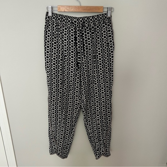 Hei Hei Byrd Anthropologie Black White Geometric Embroidered Tapered Pants Small - Picture 2 of 9